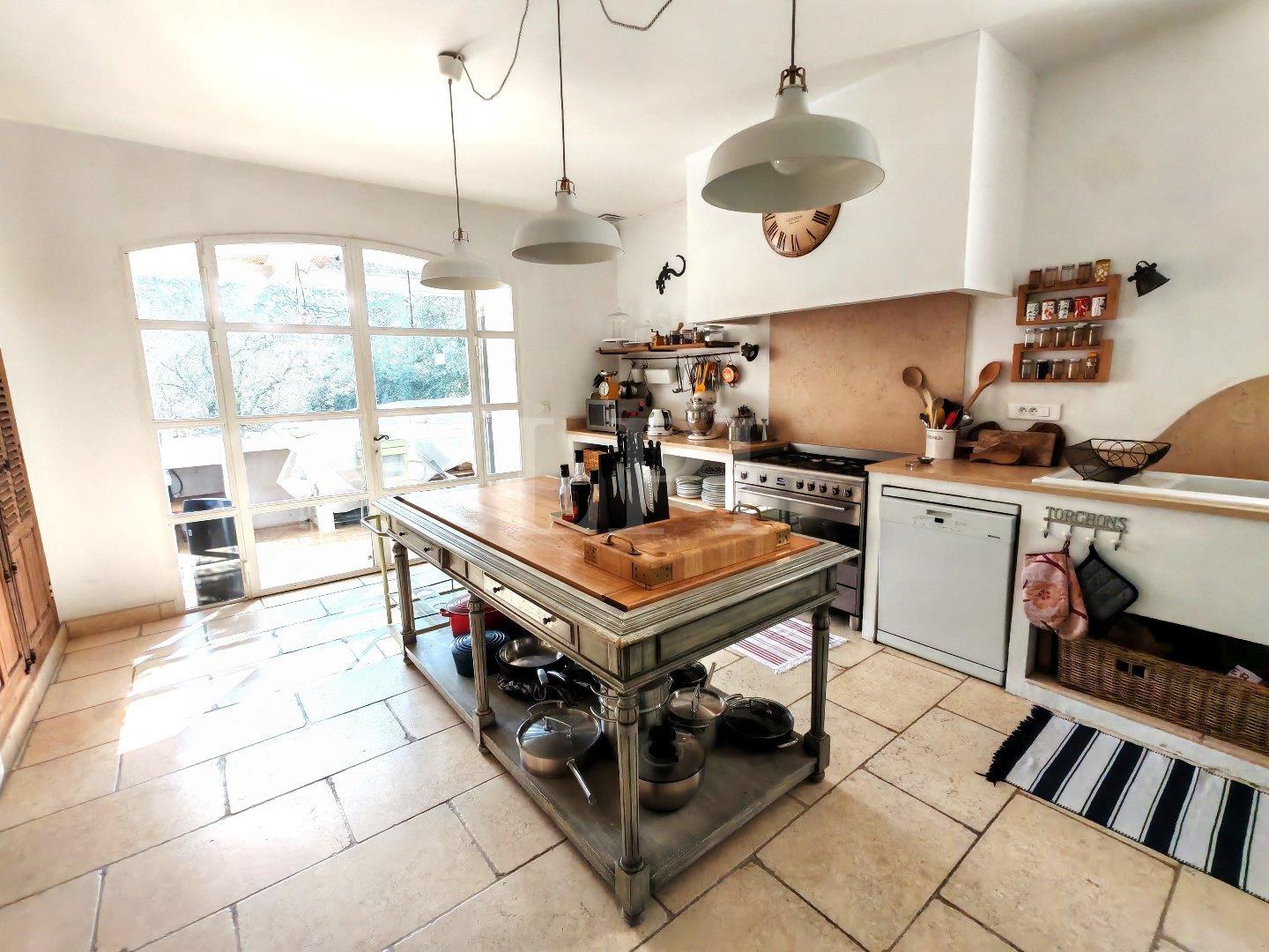 Maison à vendre, 245m², Apt