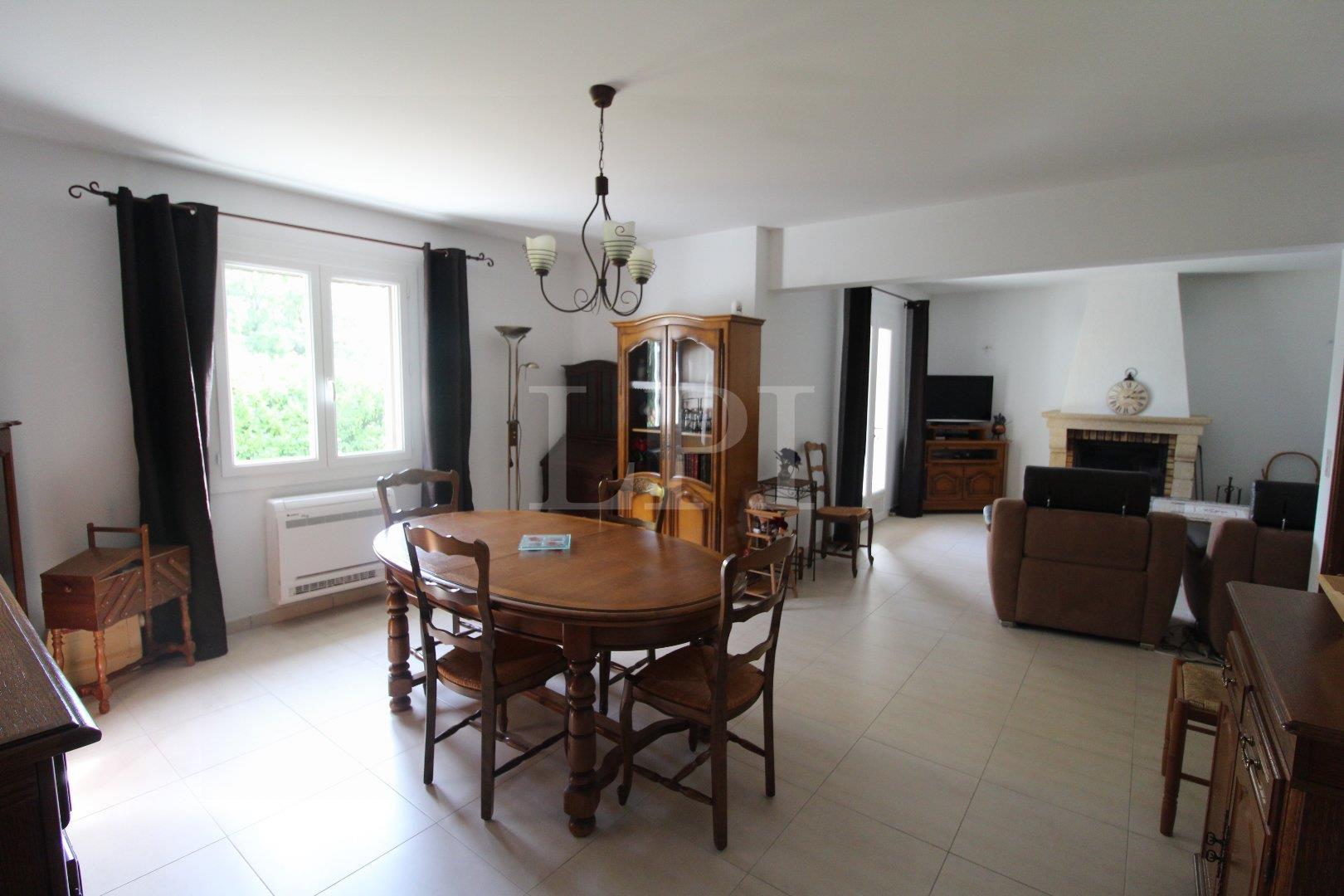 Maison à vendre, 150m², Gargas