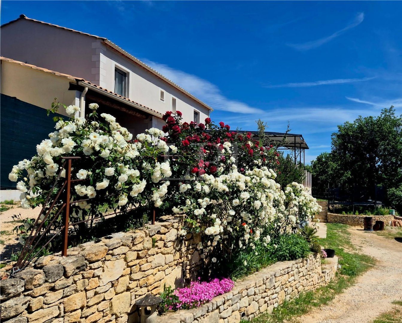 Maison à vendre, 191m², Saint-Martin-de-Castillon