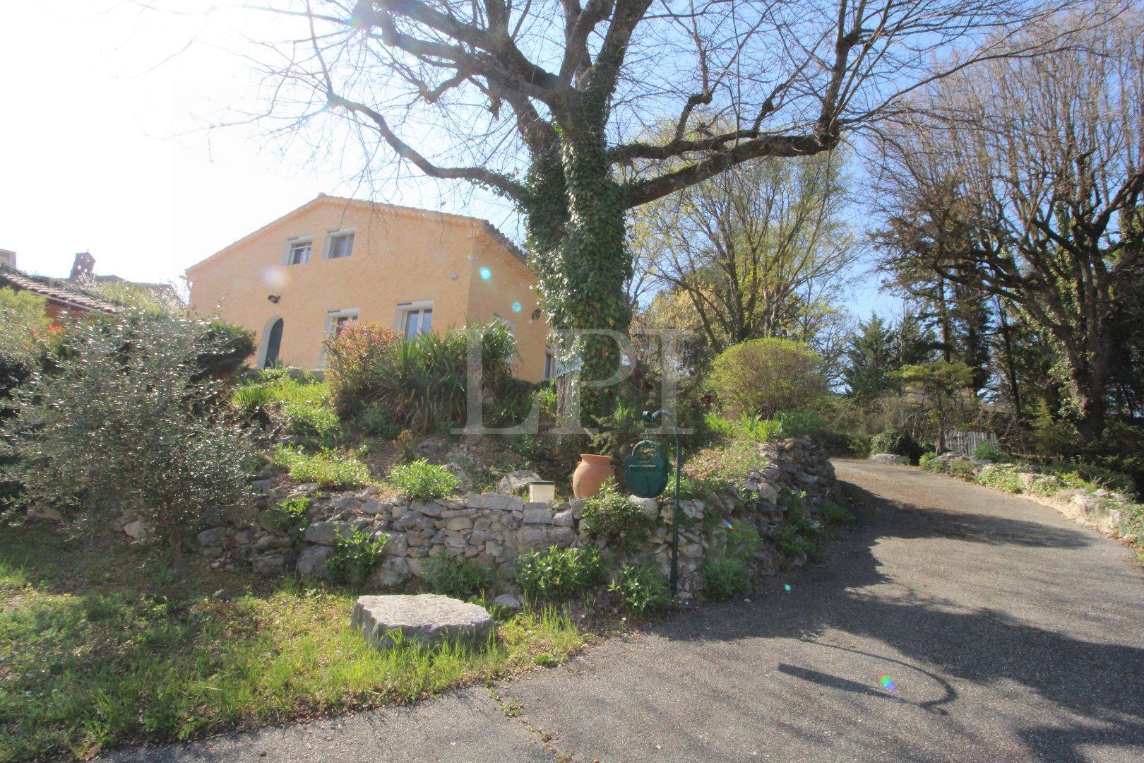 Maison à vendre, 112m², Saint-Martin-de-Castillon