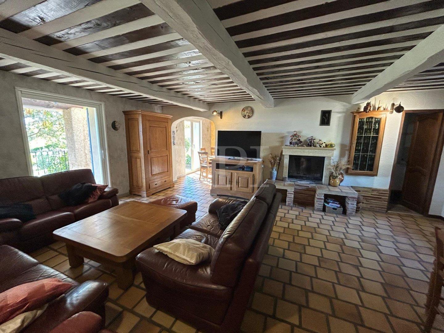 Maison à vendre, 150m², Saint-Saturnin-lès-Apt
