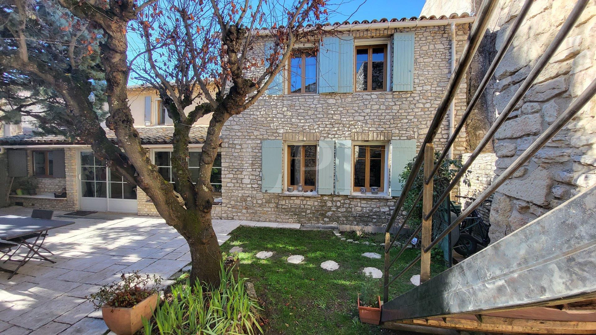 Maison à vendre, 133m², Gordes