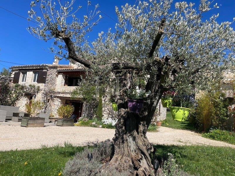 Maison à vendre, 200m², Simiane-la-Rotonde