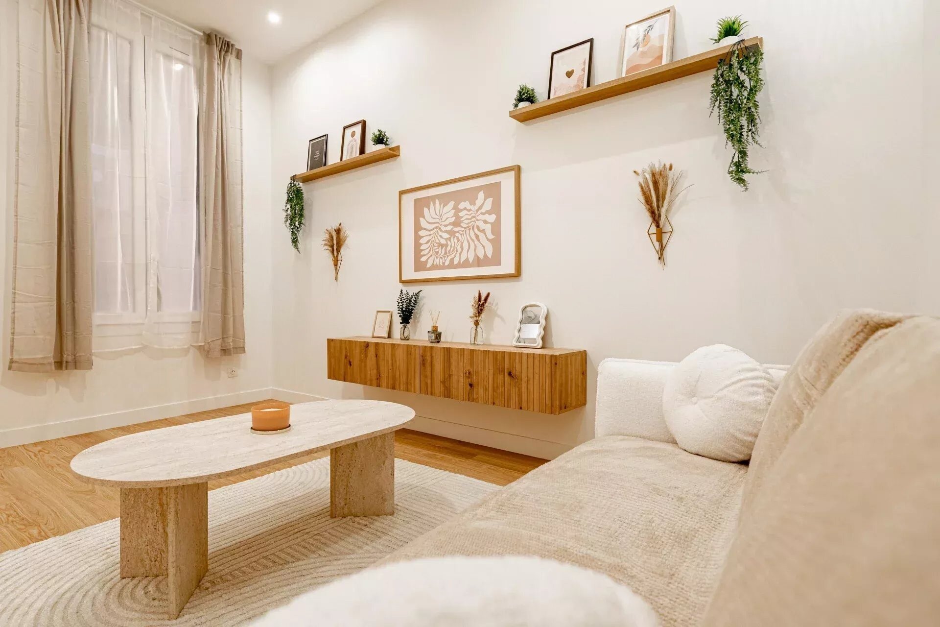 Purchase: Apartment (06300)