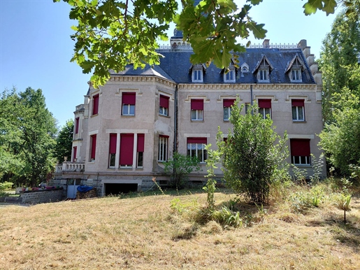 Maison 13 pièces 432 m² · à Marcigny · 432 m² · 499 000 €