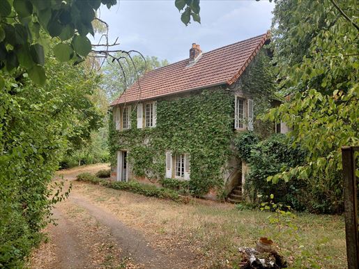 Maison 9 pièces 190 m² · à Charlieu · 190 m² · 315 000 €
