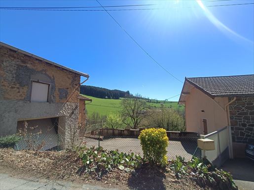 Maison 5 pièces 94 m² · à Amplepuis · 94 m² · 149 000 €