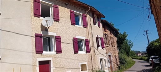 Maison 4 pièces 88 m² · à Sevelinges · 88 m² · 88 000 €
