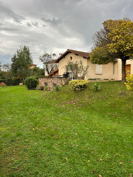 Maison 4 pièces 106 m² · à Écoche · 106 m² · 150 000 €