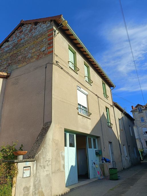 Maison 5 pièces 115 m² · à Chauffailles · 115 m² · 100 000 €