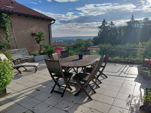 Maison 5 pièces 131 m² · à Le Crozet · 131 m² · 145 000 €