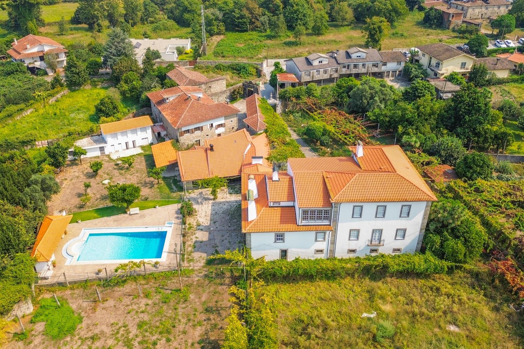 10-bedroom Centenary Farm in Amares, Braga