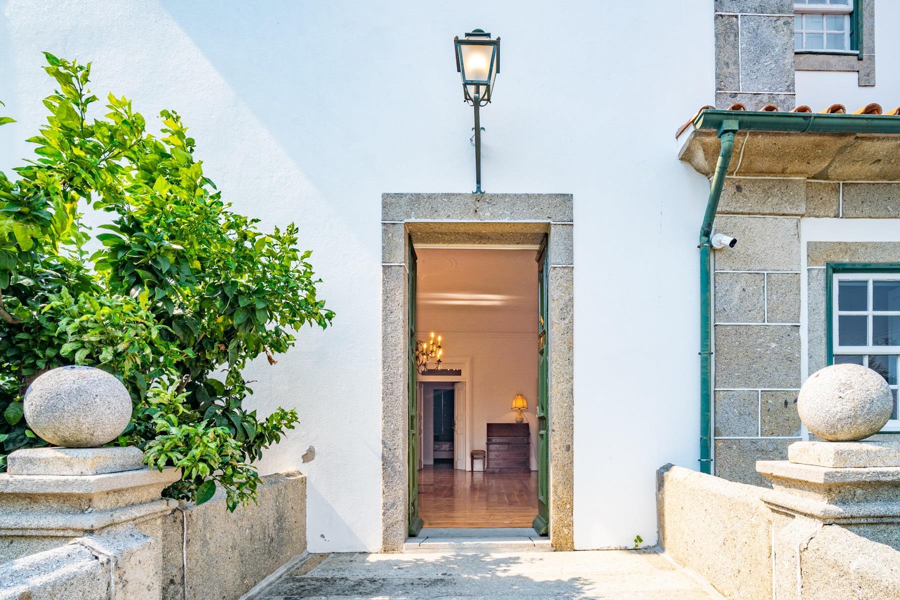 10-bedroom Centenary Farm in Amares, Braga