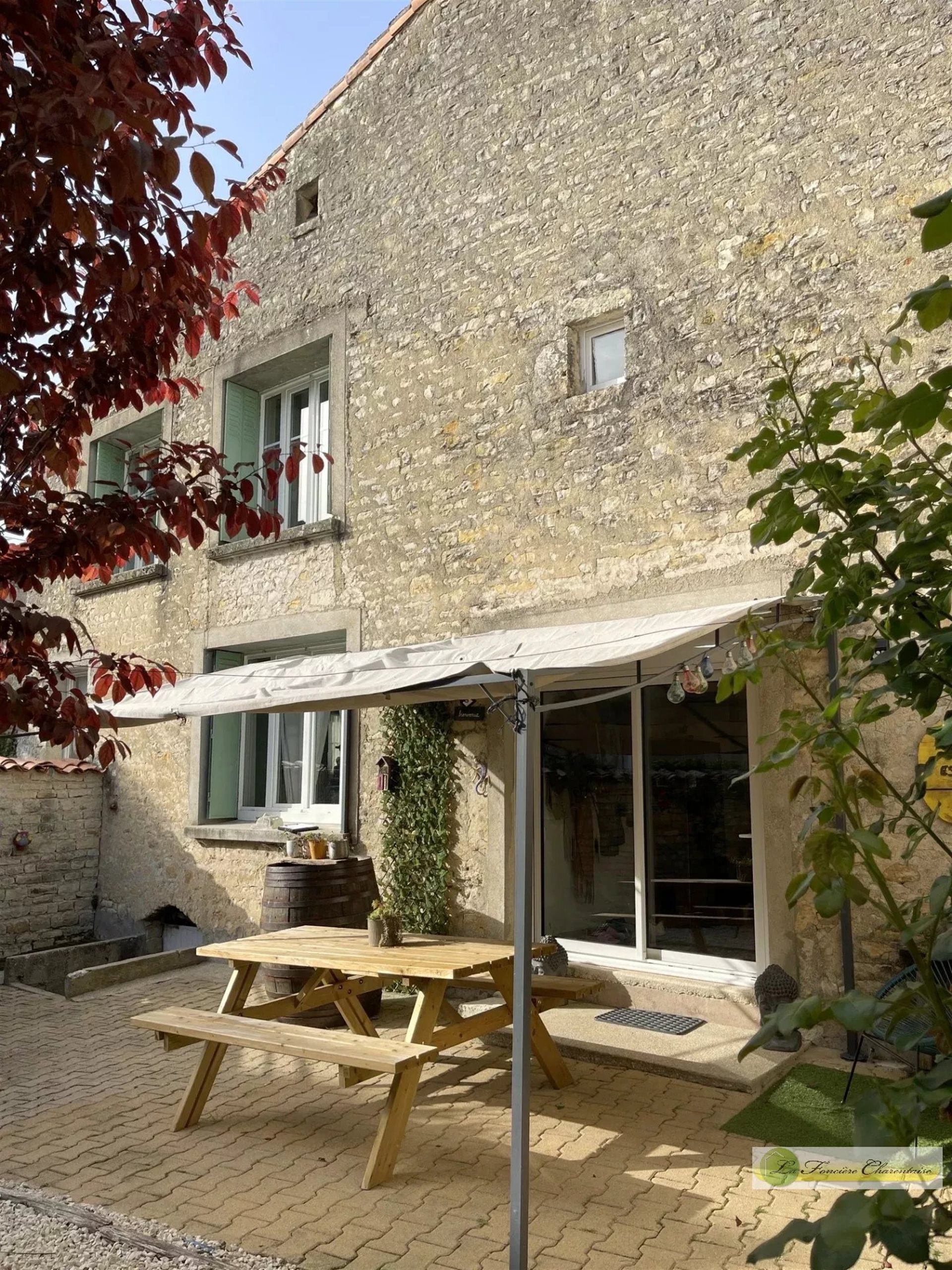 Maison à vendre, 164m², Aigre