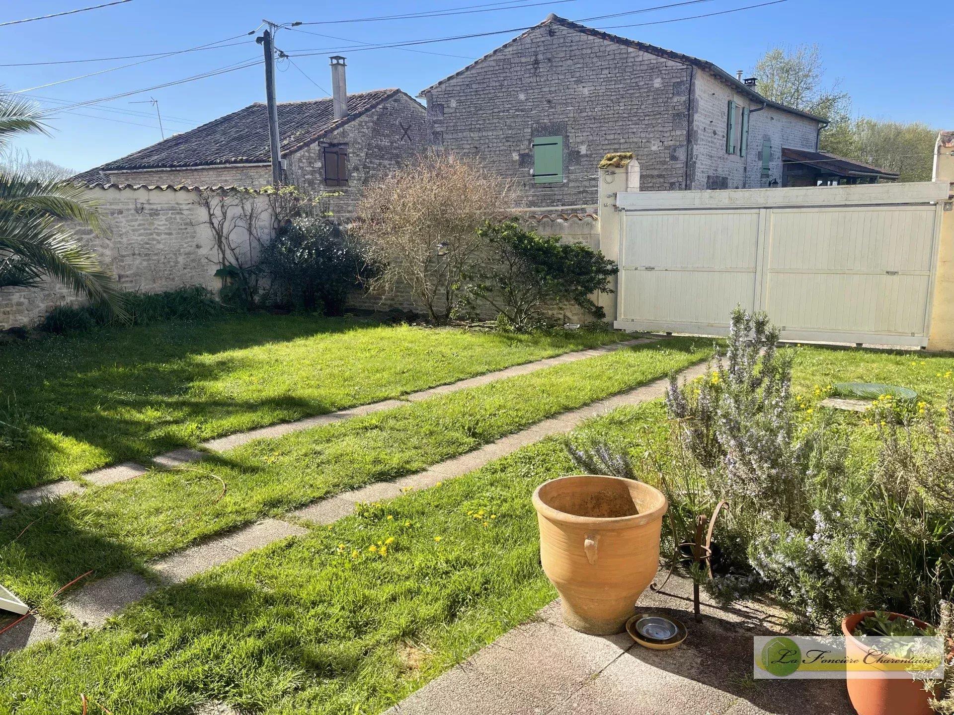 Maison à vendre, 155m², Ranville-Breuillaud