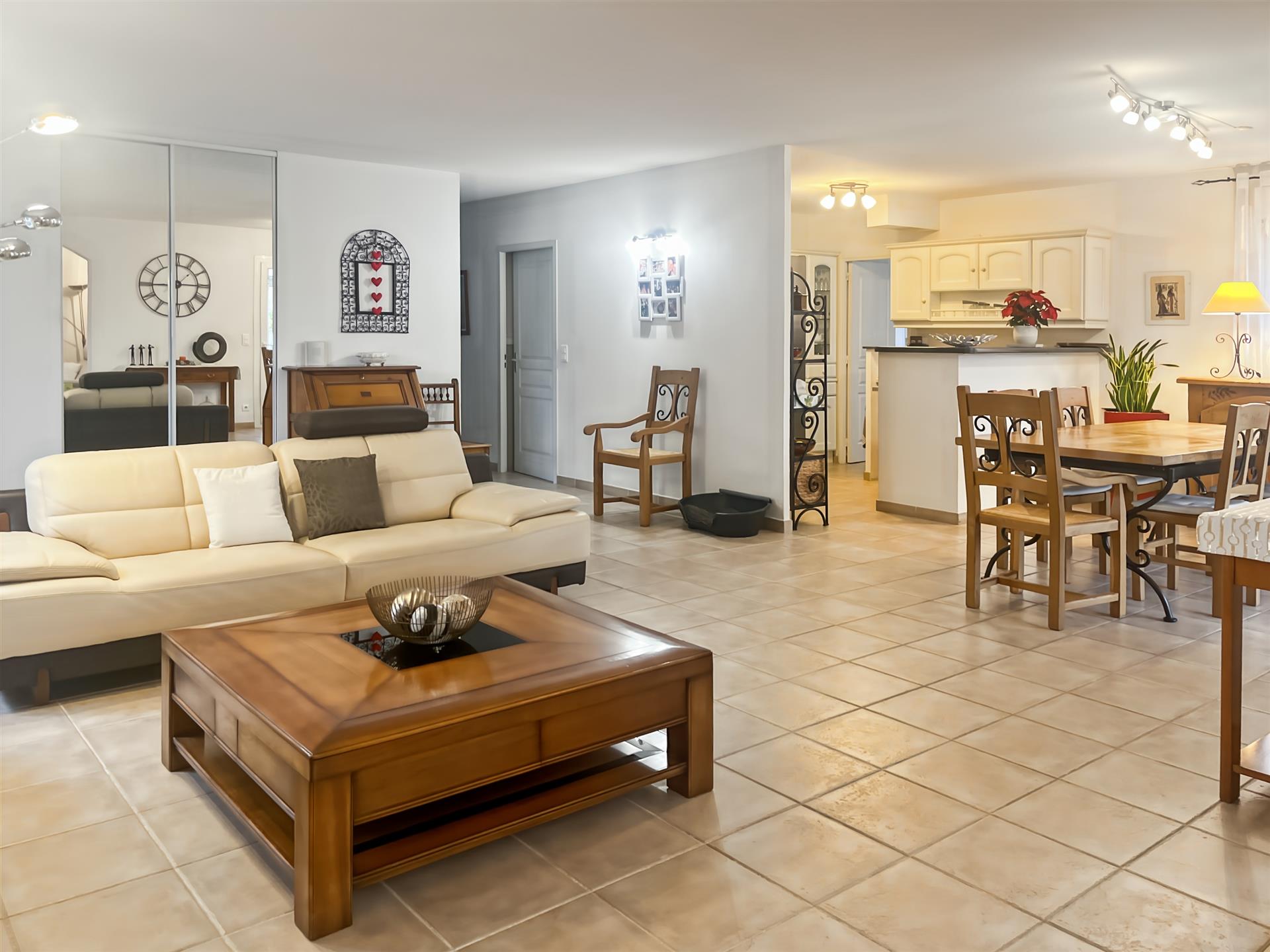 Maison à vendre, 127m², Marseillan
