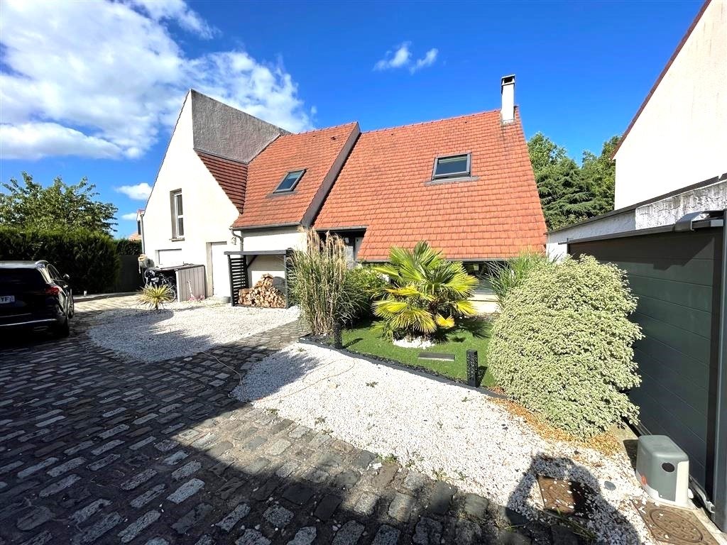 Maison à vendre, 163m², La Queue-en-Brie