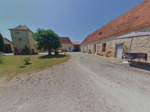Maison 4 pièces 170 m² · à Bergerac · 170 m² · 630 000 €