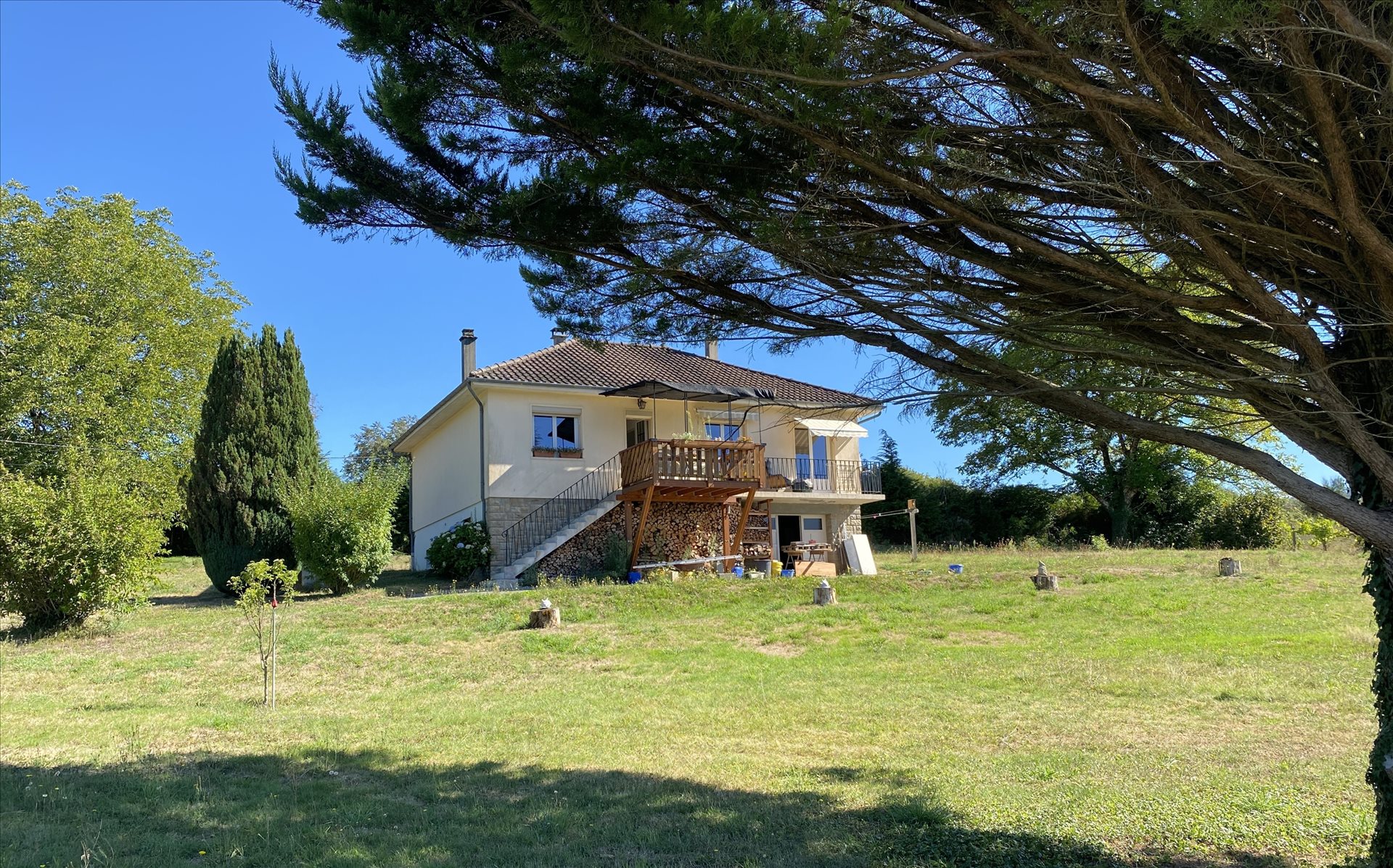 4 pièces 100 m² · à Peyrat-le-Château · 100 m² · 172 800 €