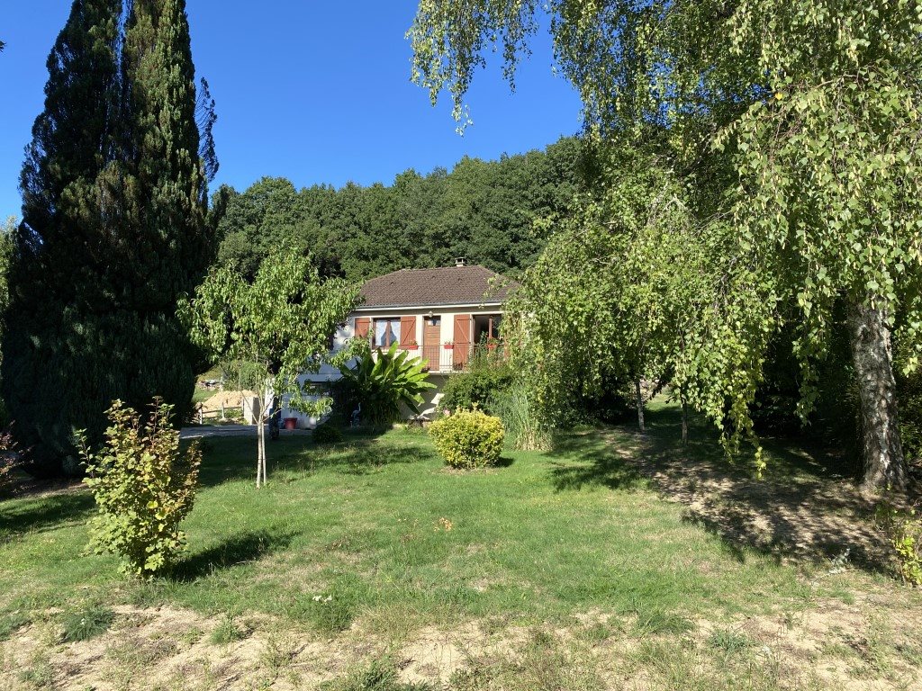 Maison 4 pièces 61 m² · à Nedde · 61 m² · 121 000 €