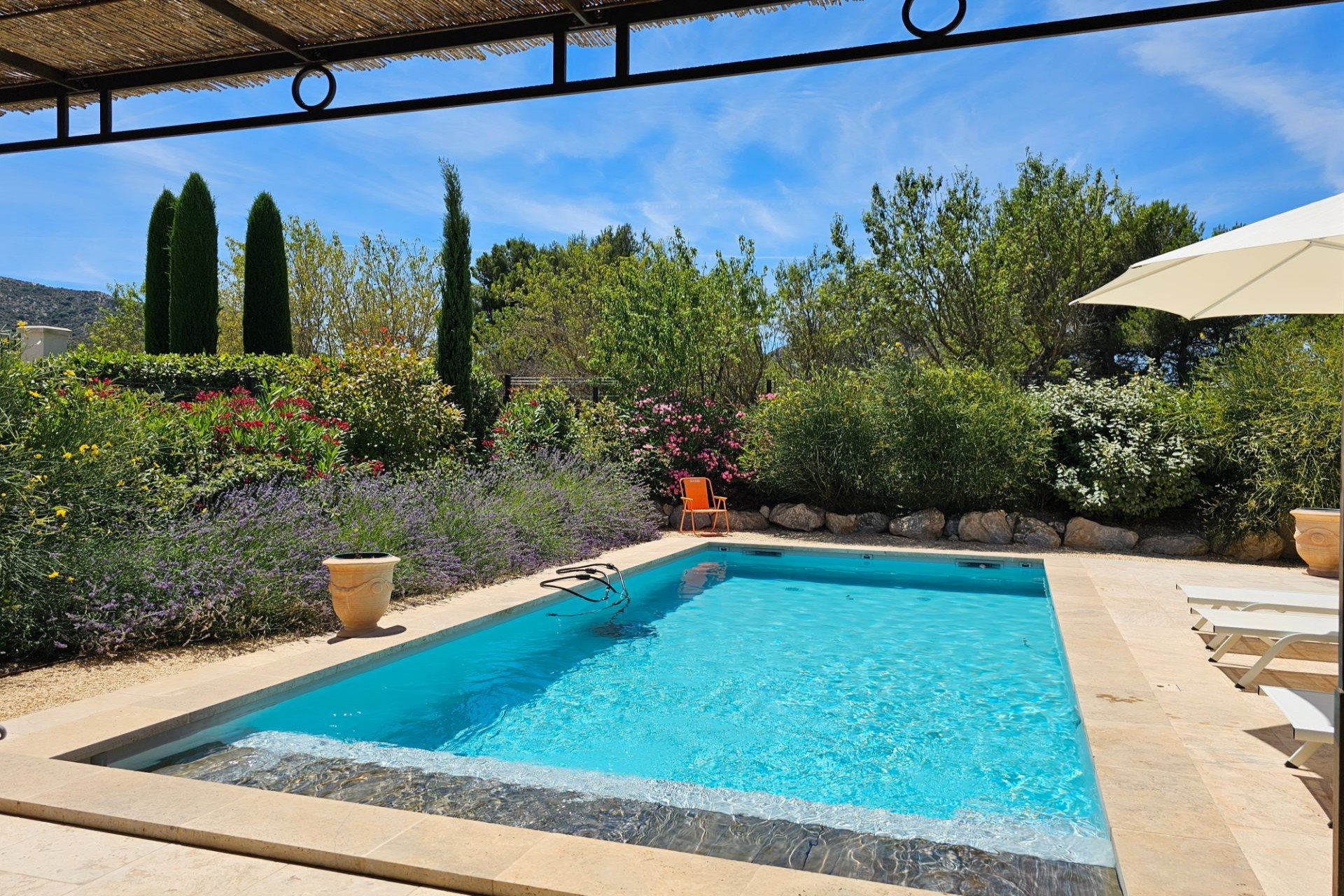 Maison à vendre, 140m², Eygalières