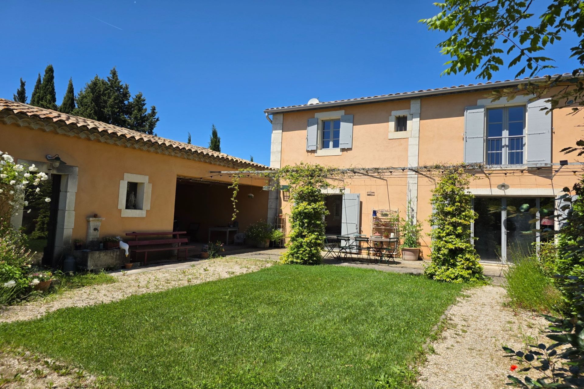 Maison à vendre, 135m², Eygalières