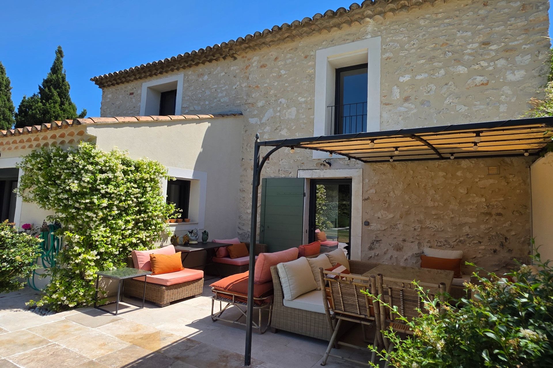 Maison à vendre, 102m², Eygalières