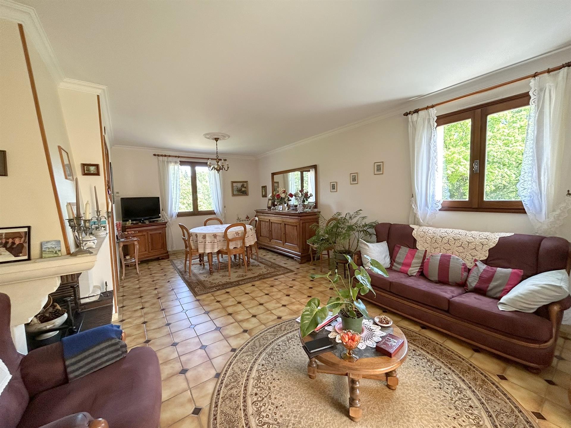 Maison à vendre, 88m², La Rochefoucauld-en-Angoumois