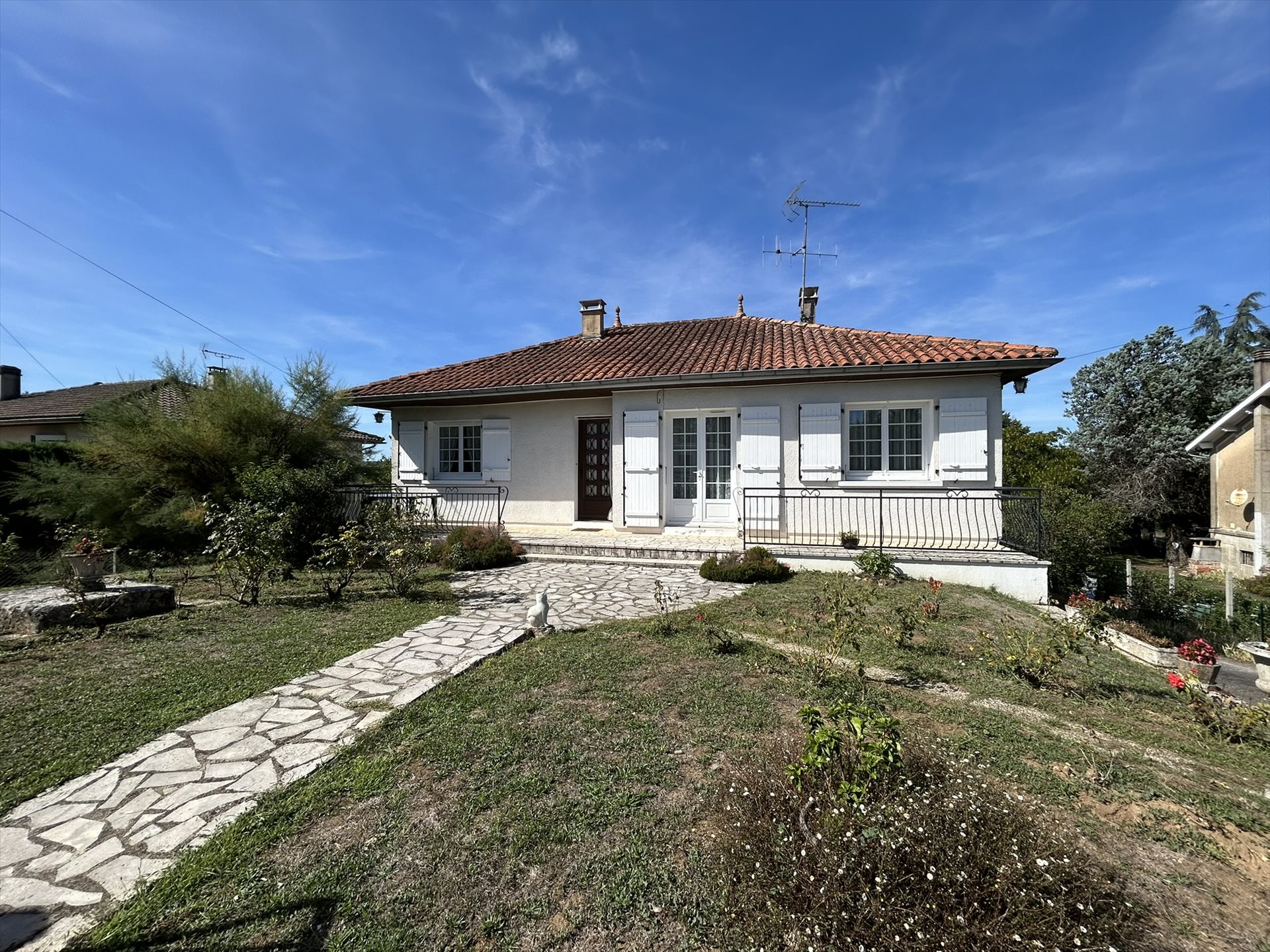 Maison 6 pièces 110 m² · à La Rochefoucauld-en-Angoumois · 110 m² · 152 000 €