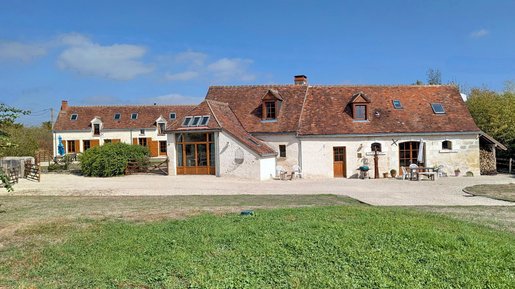 Maison 13 pièces 305 m² · à Loches · 305 m² · 298 000 €