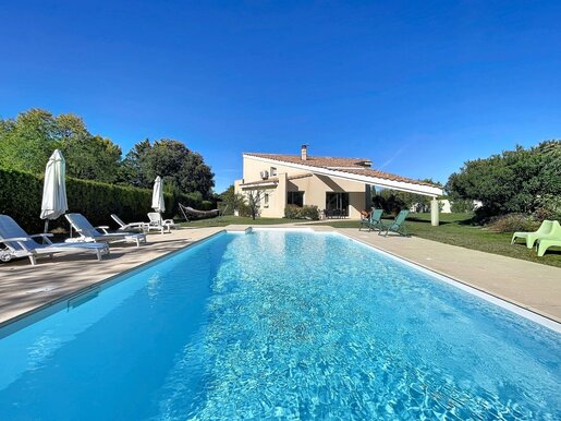Maison 8 pièces 240 m² · à La Roque-sur-Pernes · 240 m² · 1 280 000 €