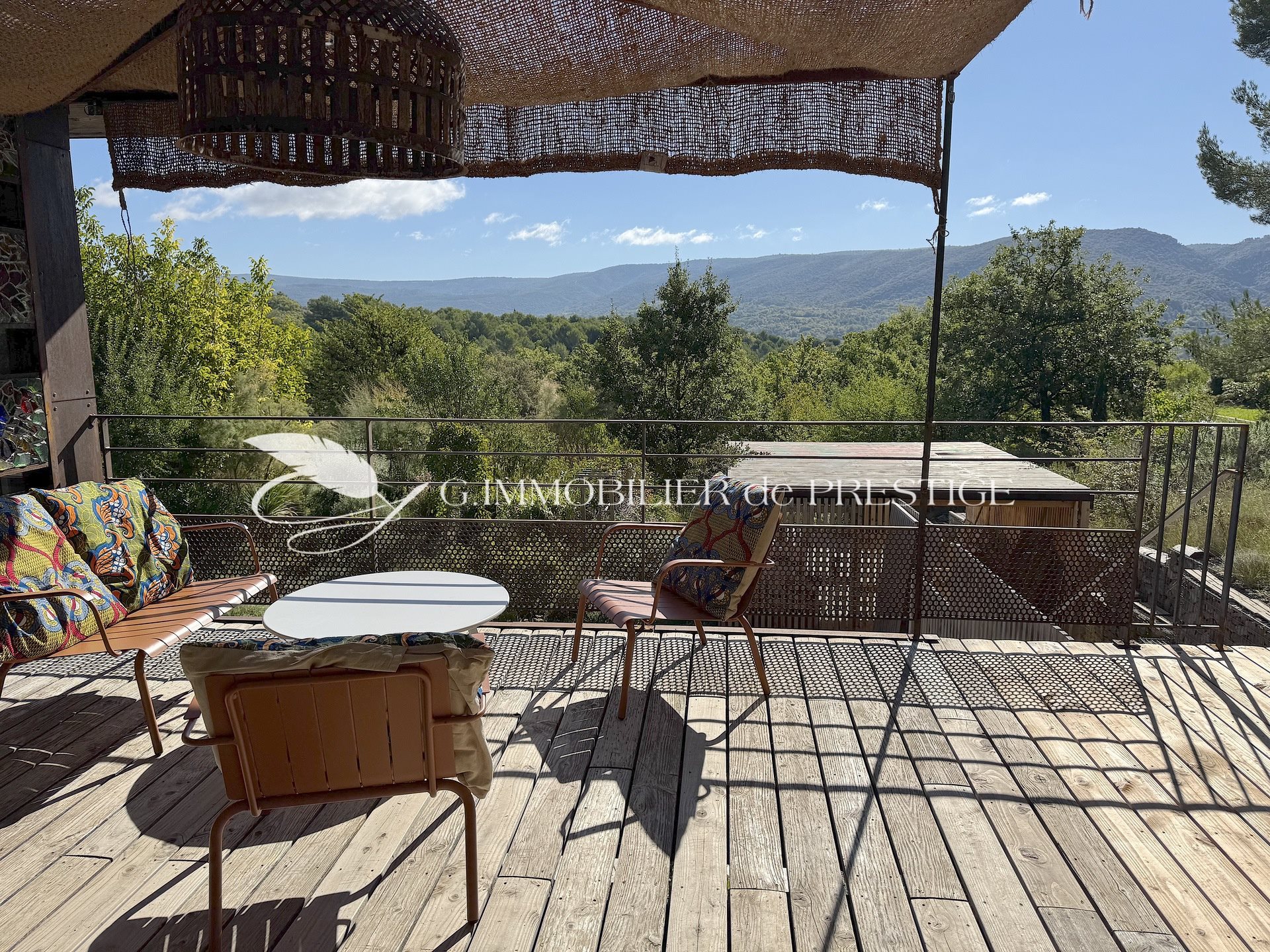 Maison à vendre, 200m², Malemort-du-Comtat