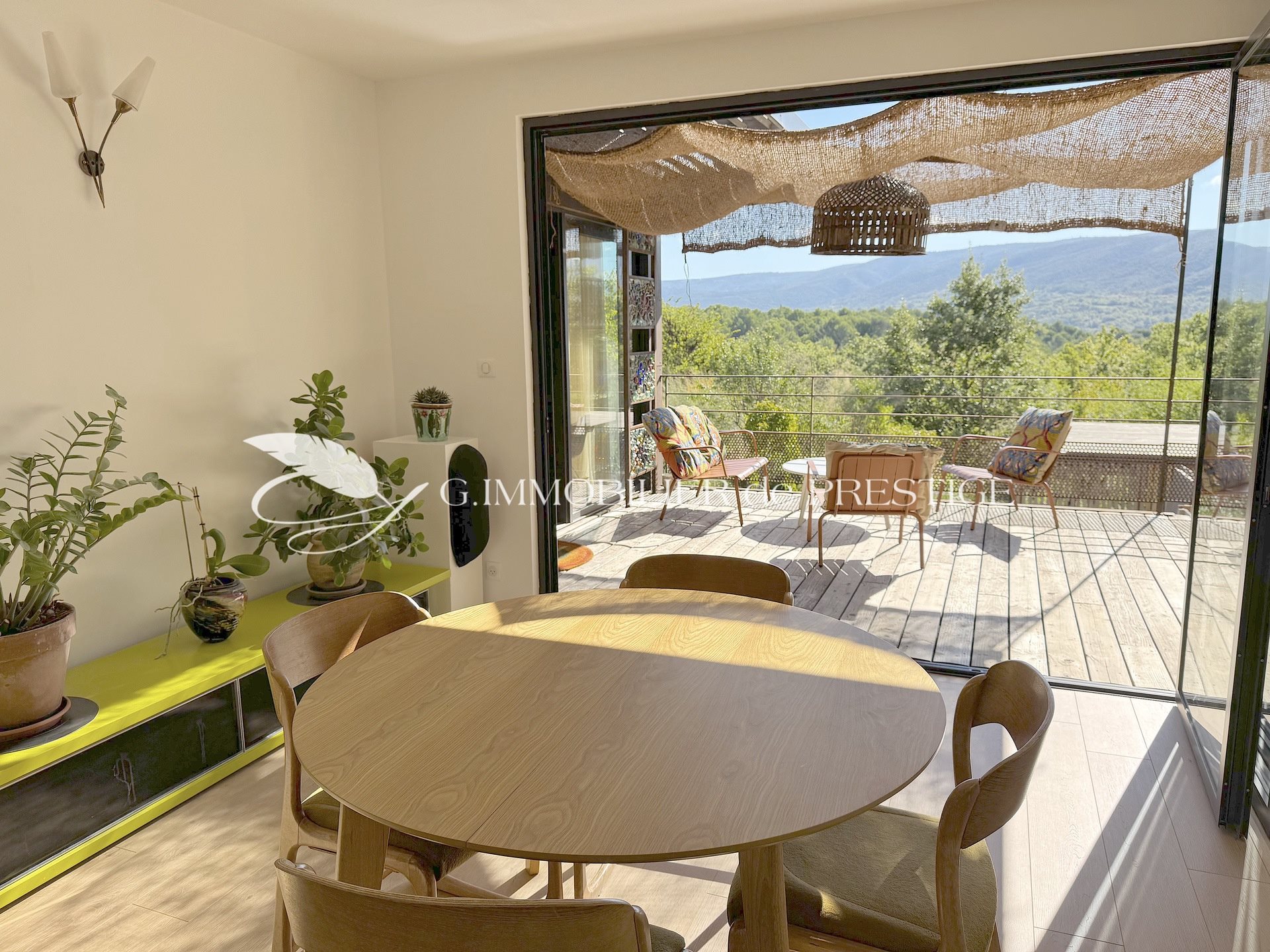 Maison à vendre, 200m², Malemort-du-Comtat
