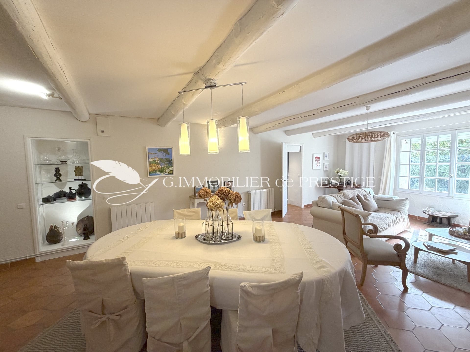 Maison à vendre, 245m², Modène