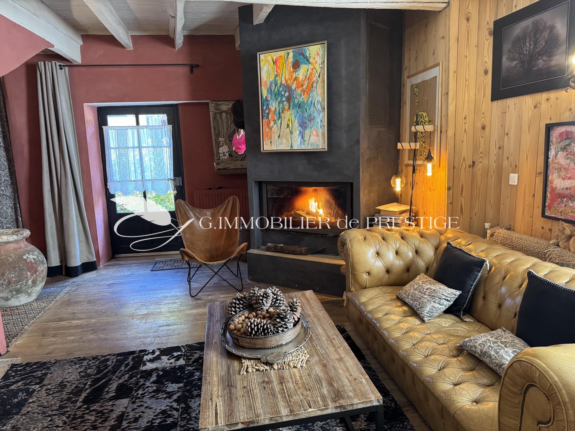 Maison à vendre, 300m², Revest-du-Bion