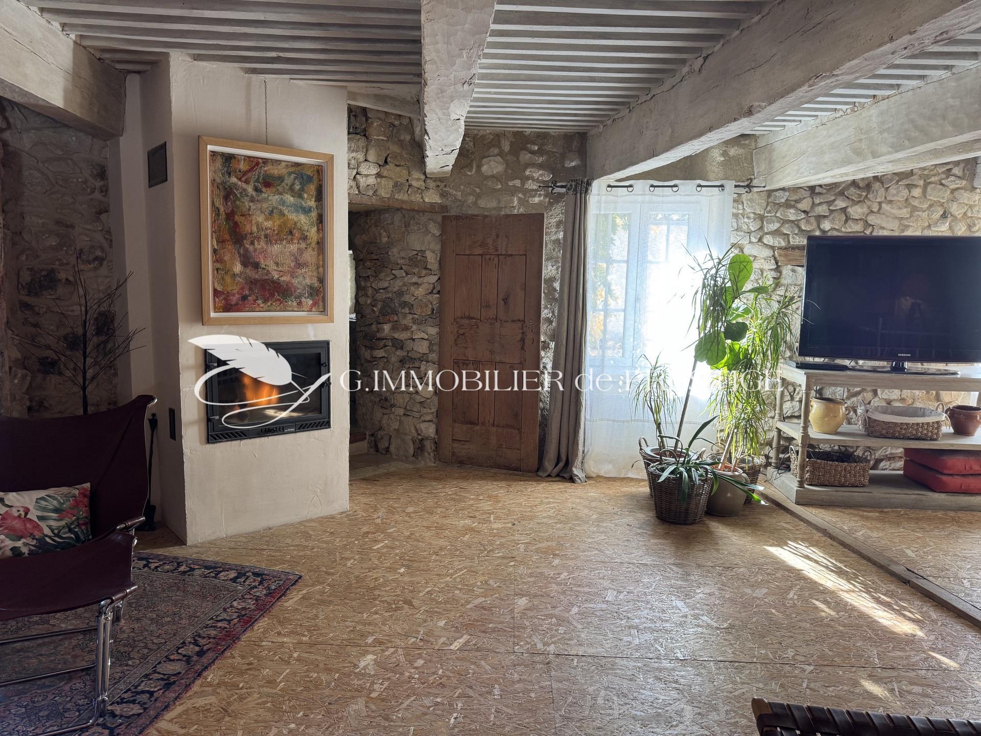 Maison à vendre, 300m², Revest-du-Bion