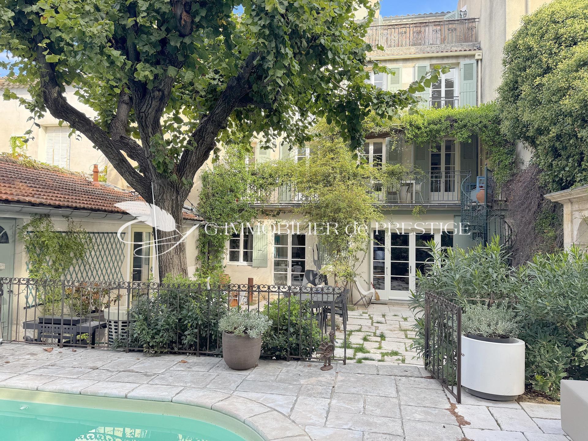 Maison à vendre, 285m², Carpentras