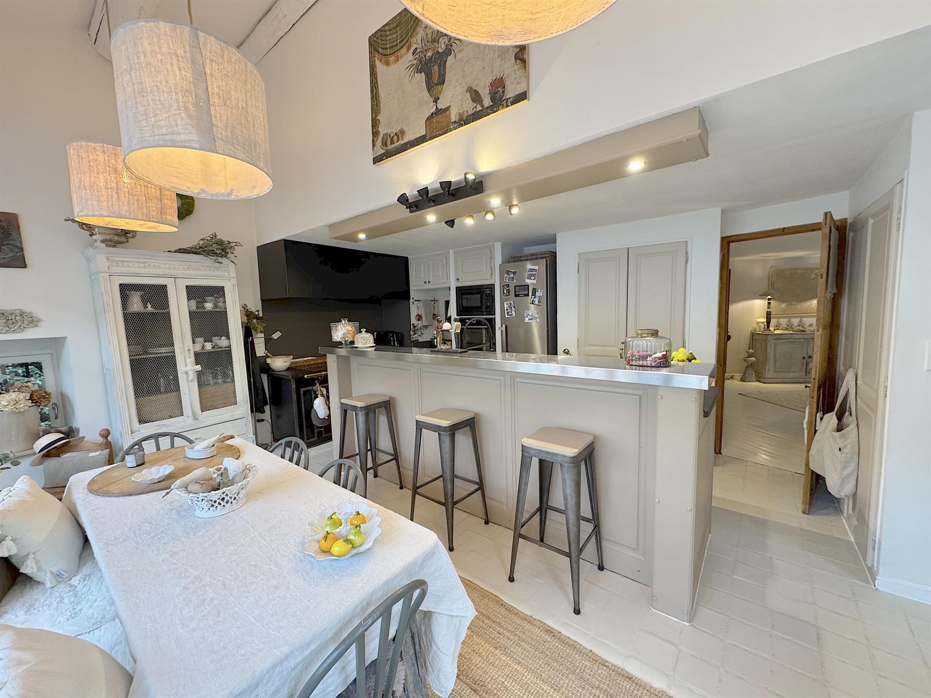 Maison à vendre, 295m², Carpentras