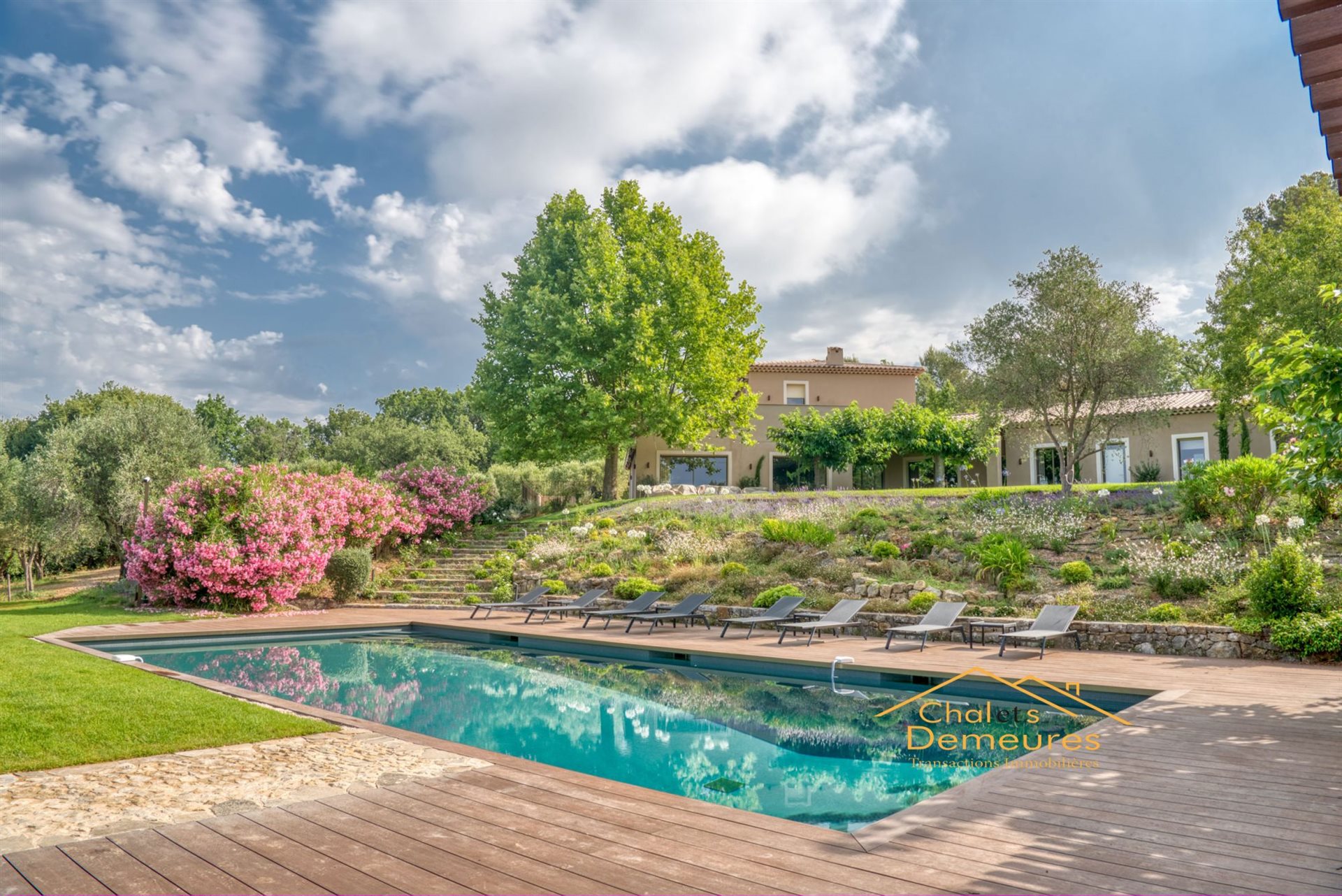 Maison à vendre, 565m², Mouans-Sartoux