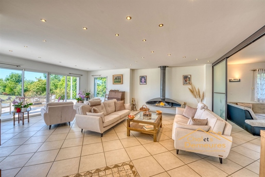 Maison 9 pièces 280 m² · à Veigy-Foncenex · 280 m² · 2 600 000 €