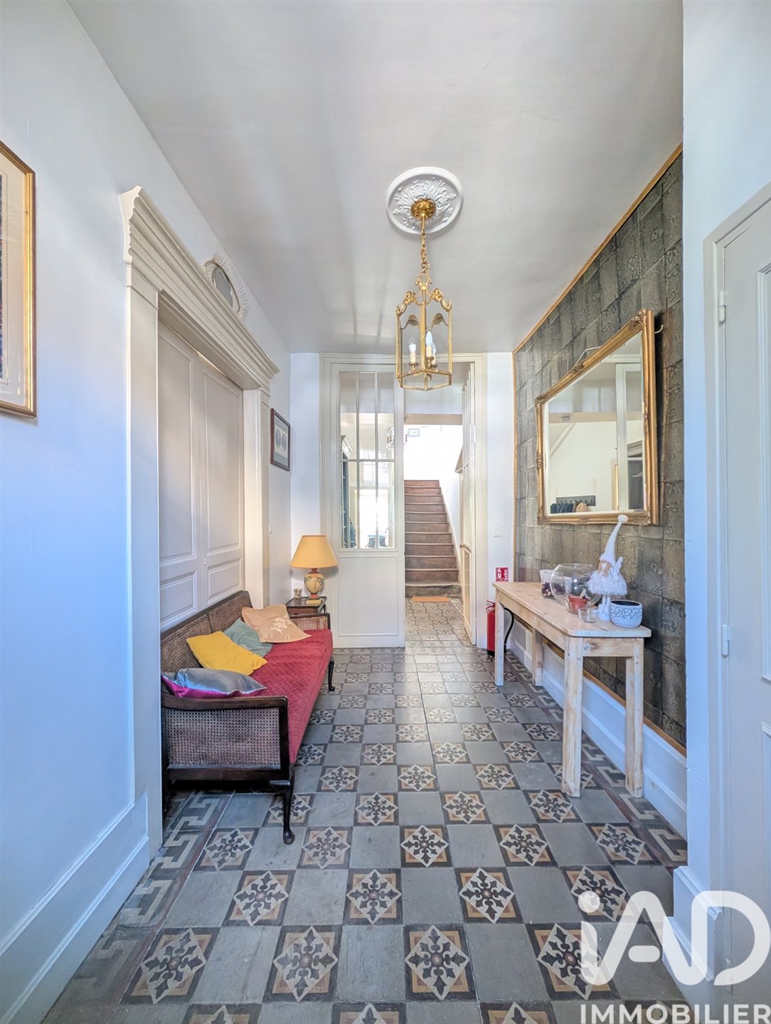 Maison à vendre, 370m², Saint-Yrieix-la-Perche