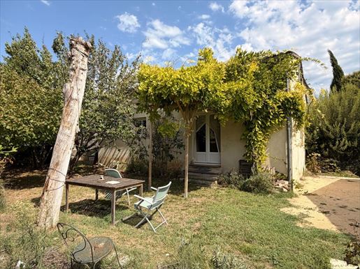 3 pièces 75 m² · à Vaison-la-Romaine · 75 m² · 284 000 €