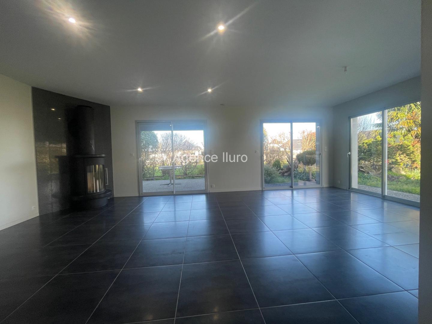Maison à vendre, 196m², Oloron-Sainte-Marie
