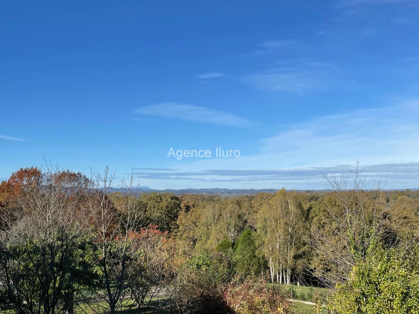 Maison à vendre, 116m², Oloron-Sainte-Marie