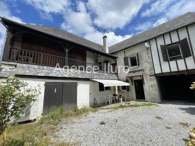 Maison à vendre, 164m², Oloron-Sainte-Marie