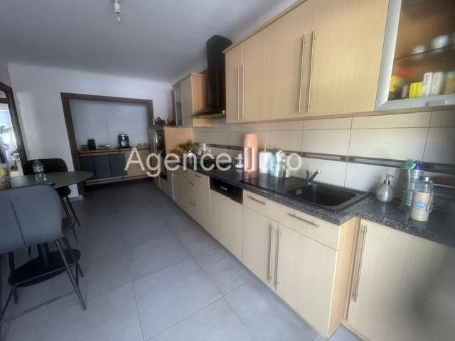Maison à vendre, 196m², Oloron-Sainte-Marie