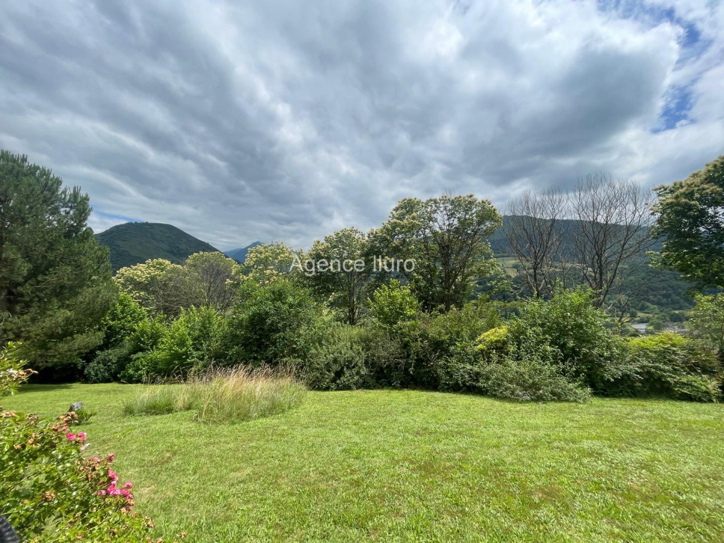 Maison à vendre, 95m², Oloron-Sainte-Marie
