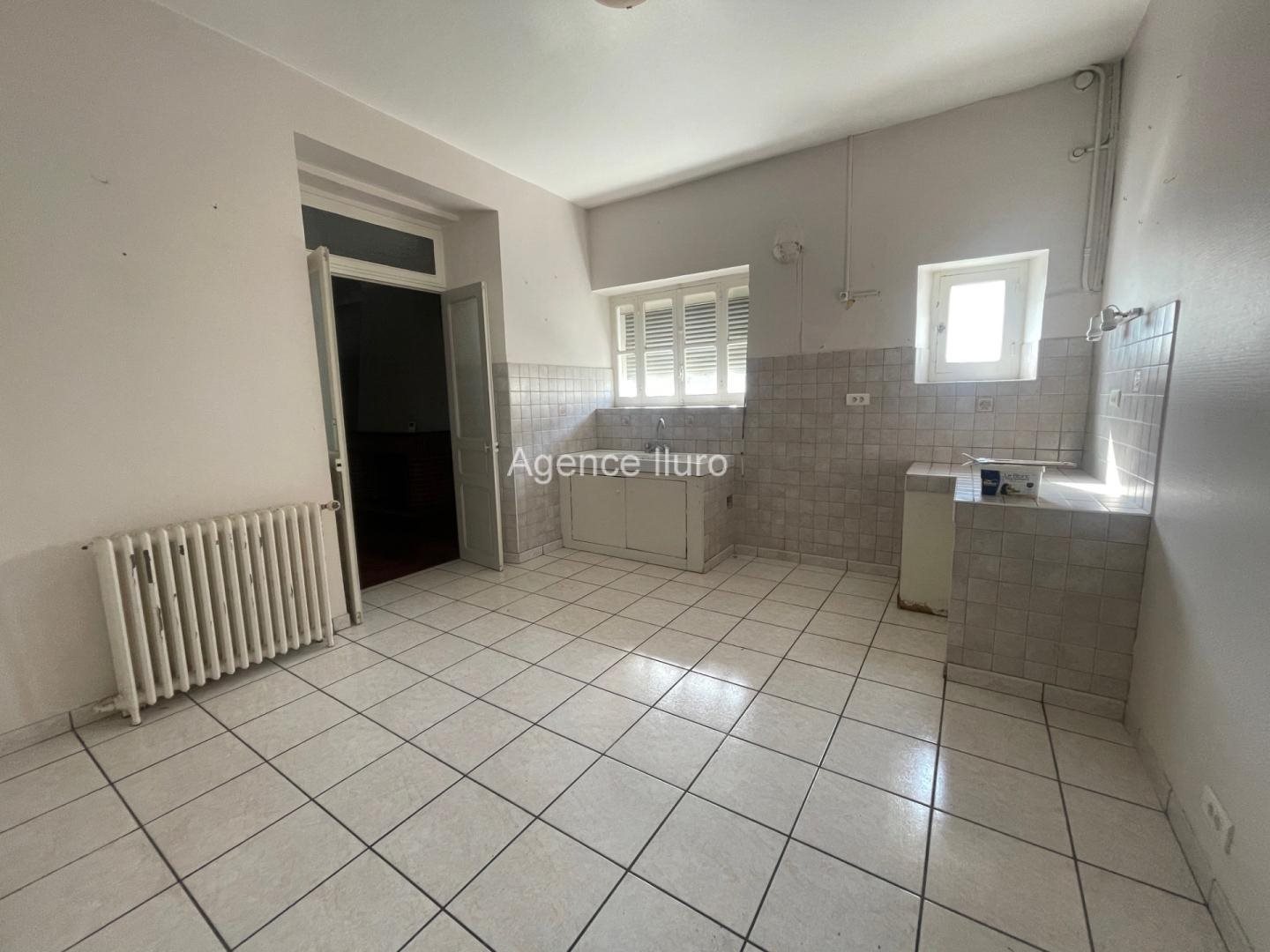 Maison à vendre, 173m², Oloron-Sainte-Marie