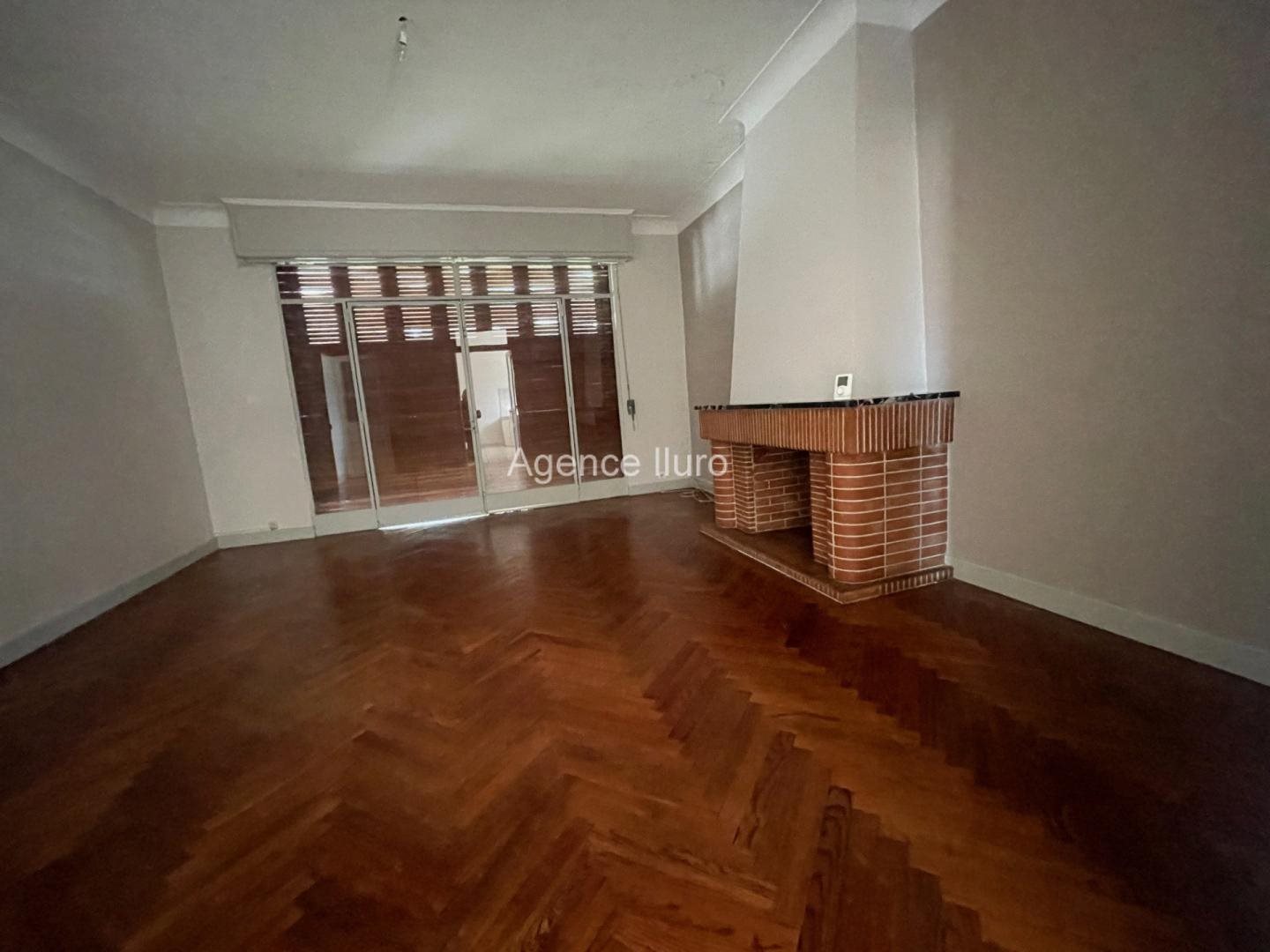 Maison à vendre, 173m², Oloron-Sainte-Marie