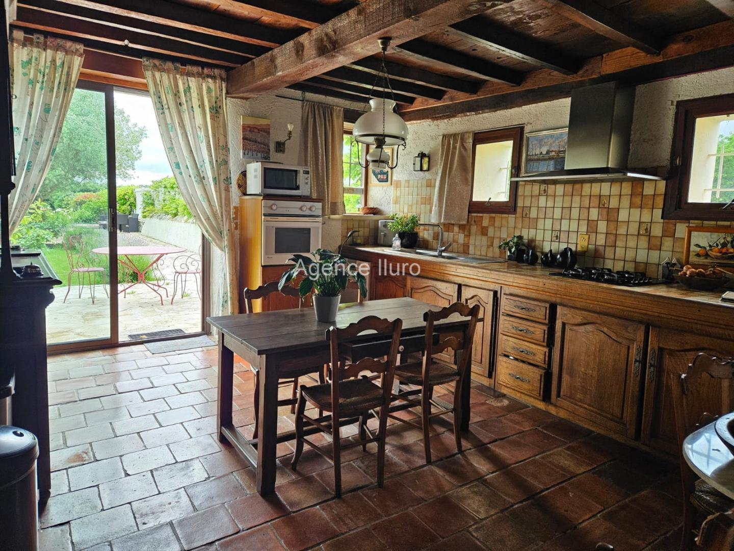 Maison à vendre, 300m², Oloron-Sainte-Marie